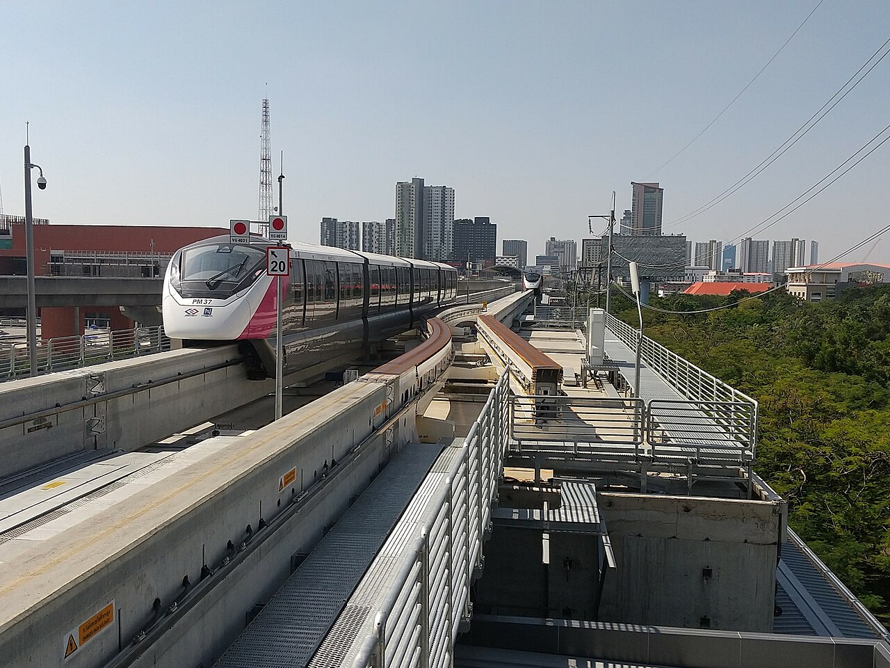 Bangkok Pink Line Extension Project Reaches 60% Completion